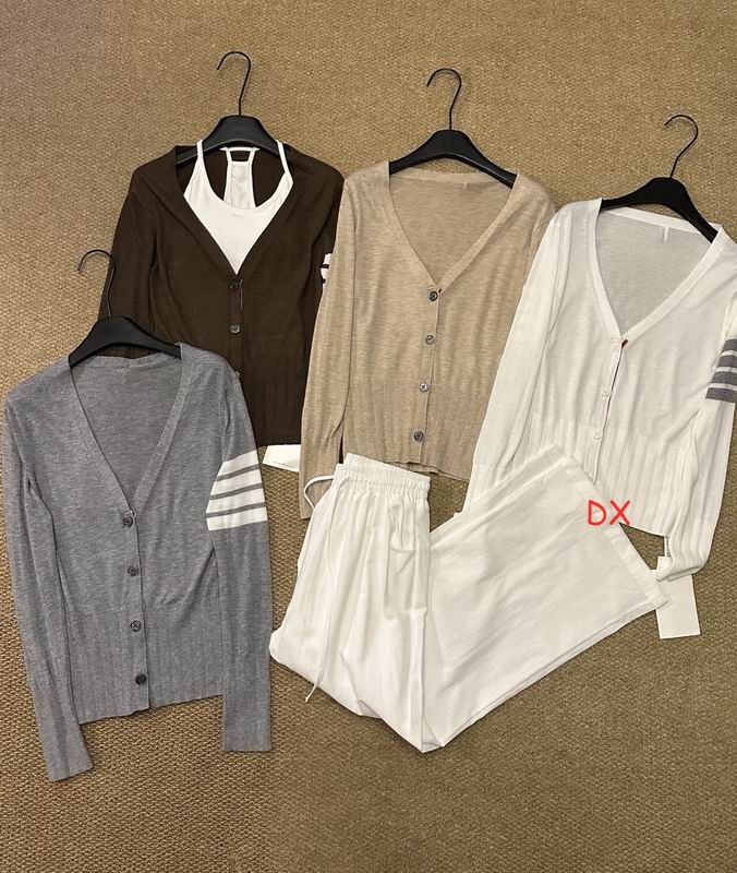 Thom Browne One Size 245