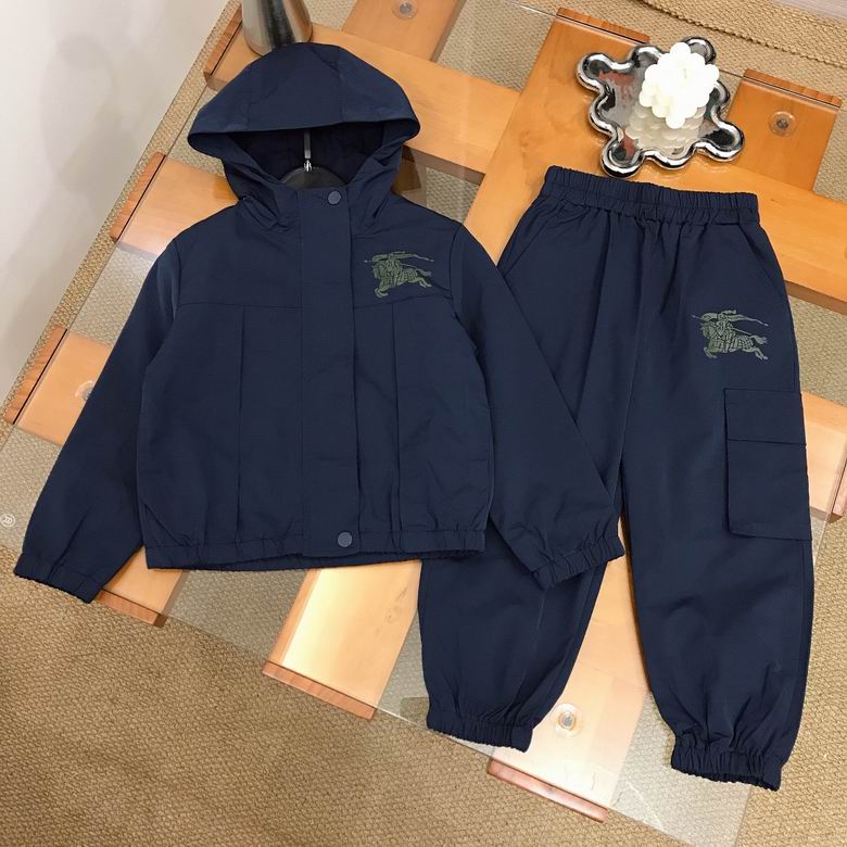 Burberry sz110-160 357