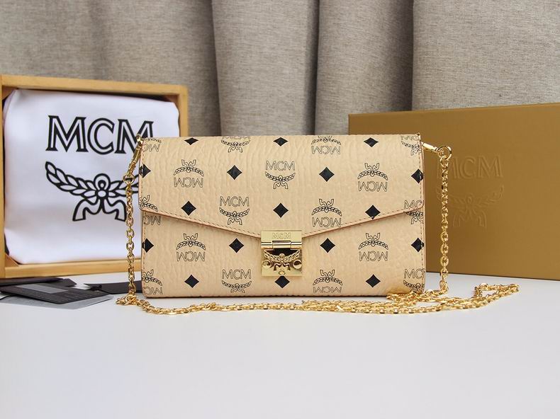 MCM  CA20502 23.5X14X5cm dy9