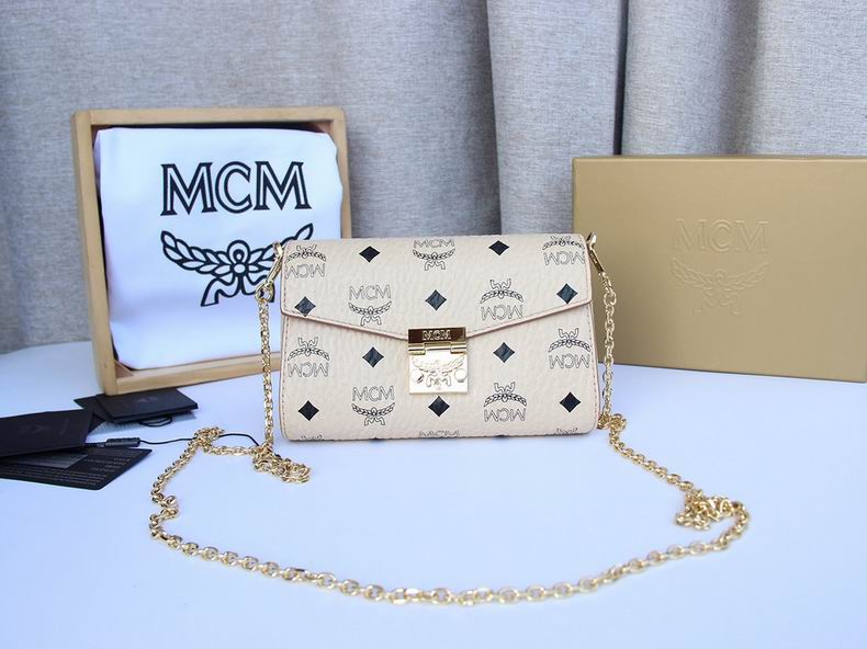 MCM  CA20499  18.5x11x4cm dy10