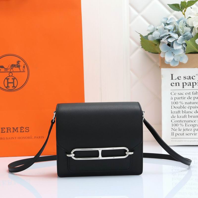 Roulis 猪鼻包